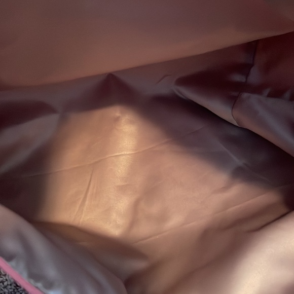 Coral Coach Nylon Tote bag with matching pouch - Picture 3 of 16